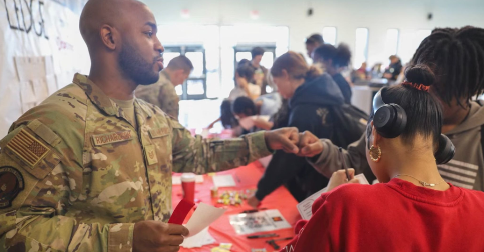 Arizona Red Ribbon Week campaign image